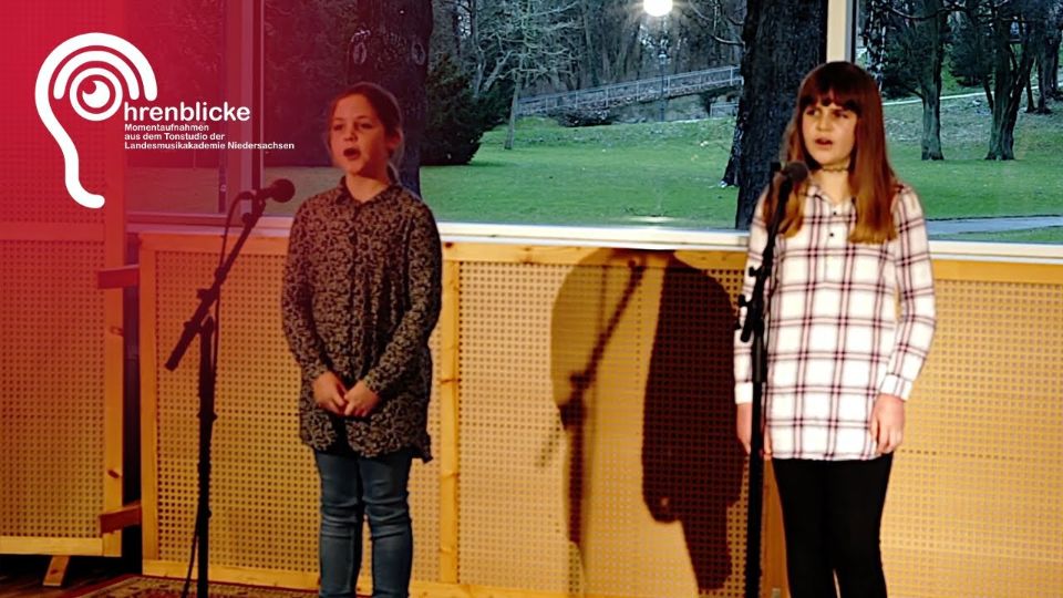Paula & Hanna Prädiger – Chioni Chioni Chionisse